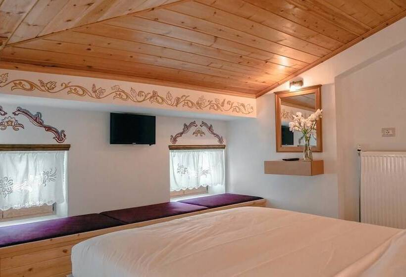 스탠다드 룸, Argjiro