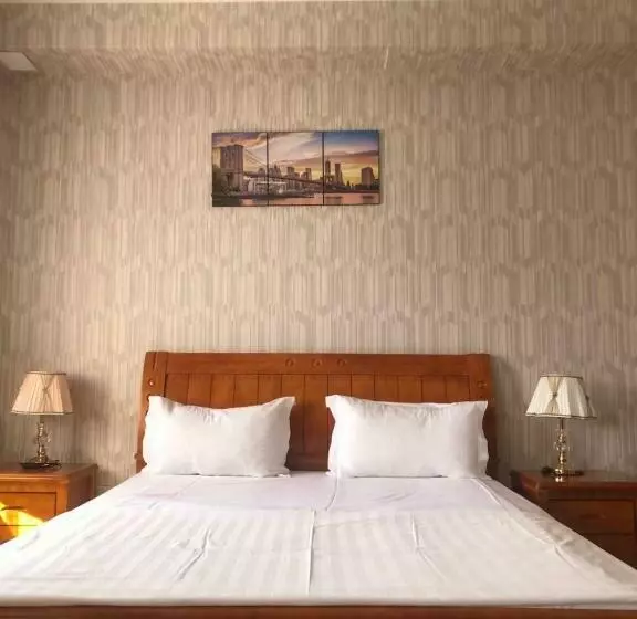 سوییت جونیور, Boutique Hotel Tomiris