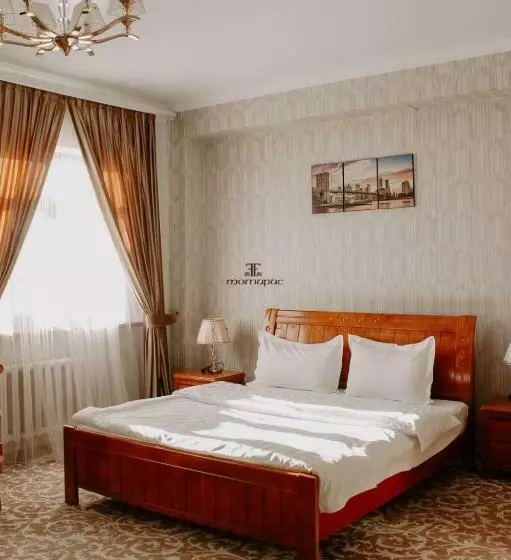اتاق لوکس, Boutique Hotel Tomiris