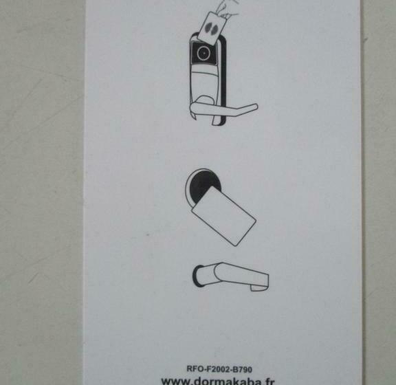 חדר סטנדרט יחיד, Dg