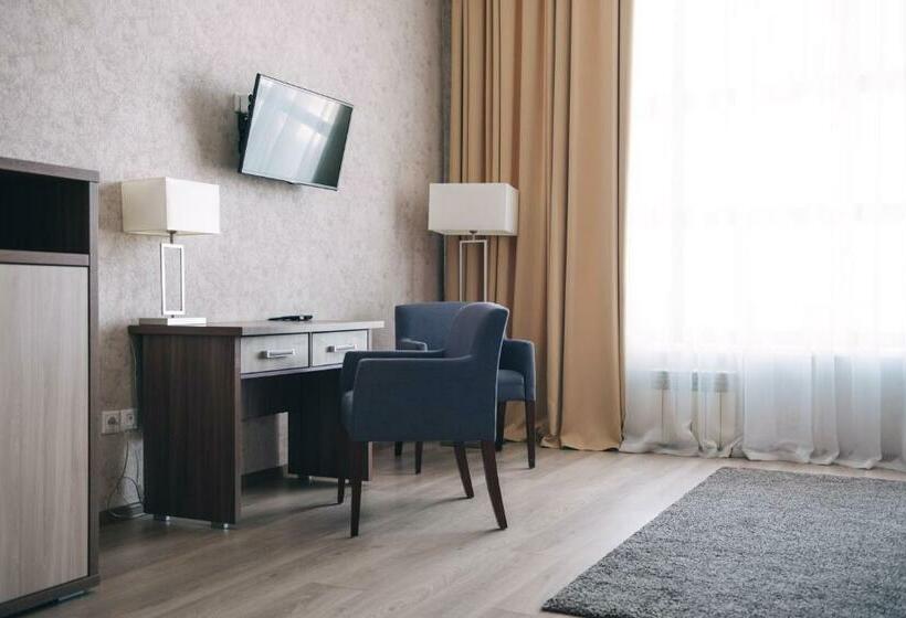 스탠다드 룸, Fessla