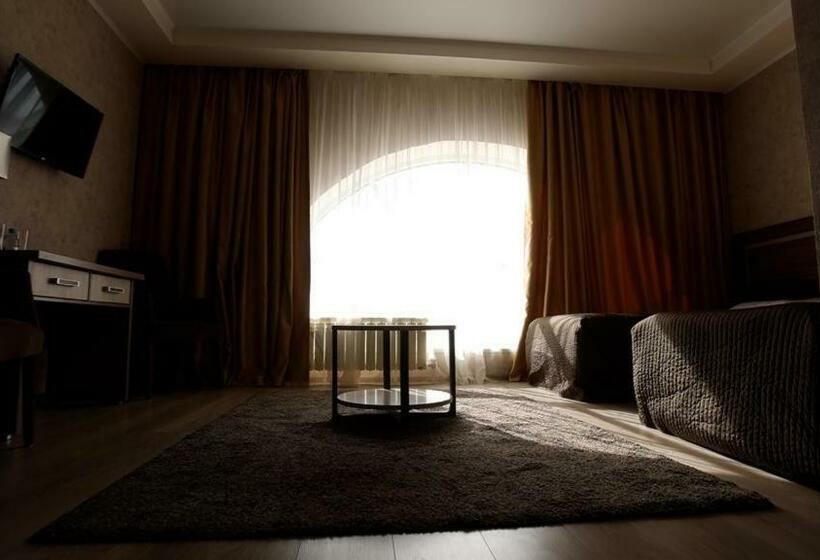 스탠다드 룸, Fessla