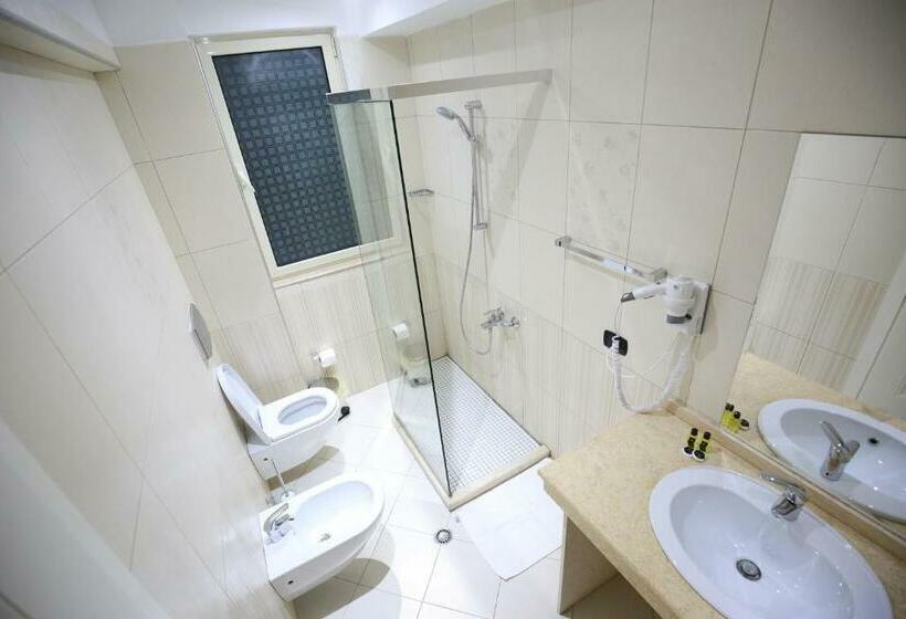 غرفة قياسية فردية, Germany