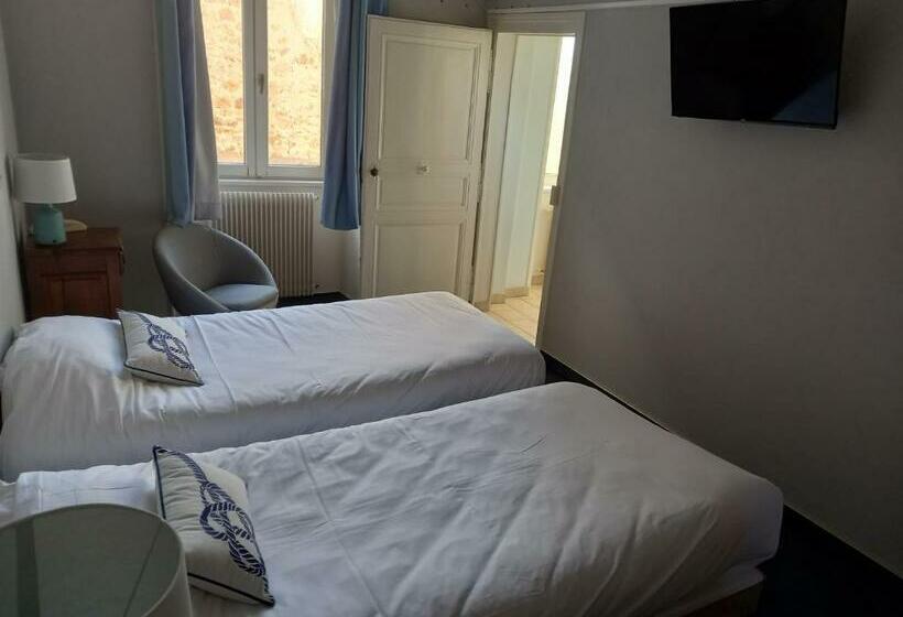 标准间, Des Cymaises