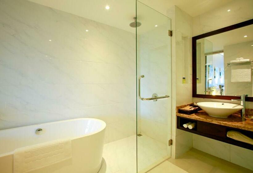 اتاق لوکس با چشمانداز شهر, Lasenta Boutique Hotel Hoian