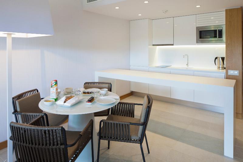 مجموعه ویستا شهر, Lasenta Boutique Hotel Hoian