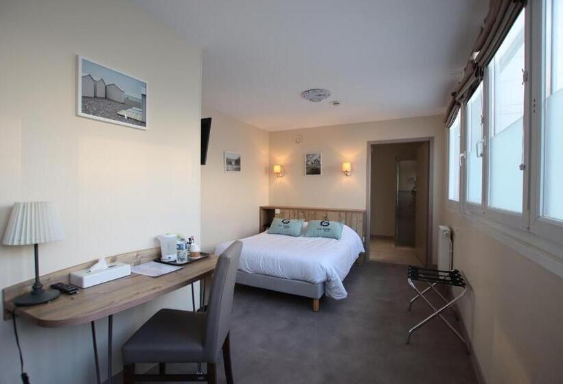 חדר סטנדרט לשלושה, Les Galets Bleus