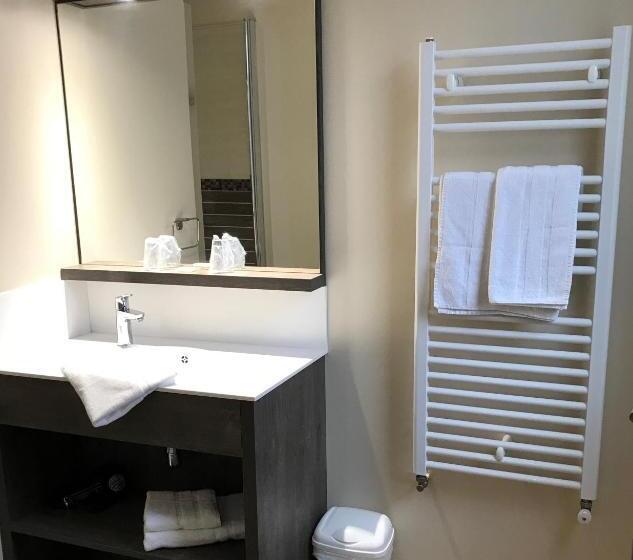 חדר סטנדרט לשלושה, Les Galets Bleus