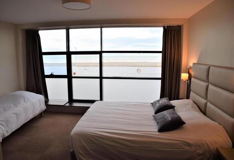 חדר סטנדרט לשלושה, Les Galets Bleus