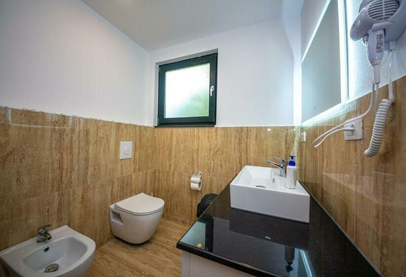 デラックストリプルルーム, Sebastiano Resort