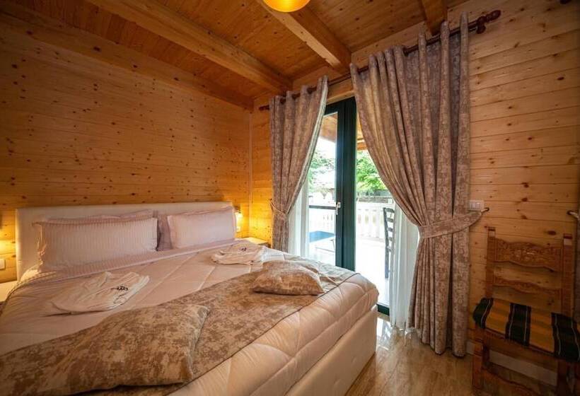اتاق لوکس سه تخته, Sebastiano Resort