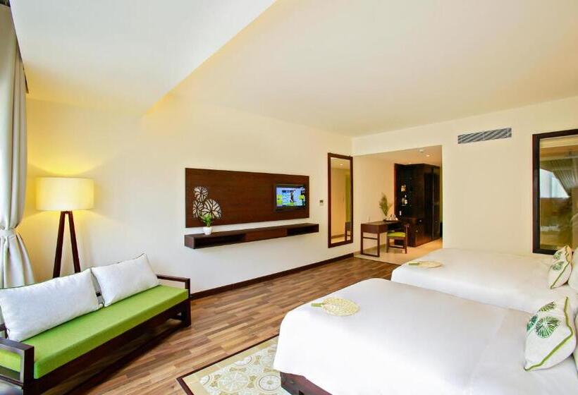 اتاق سوپریور سه تخته, Lasenta Boutique Hotel Hoian