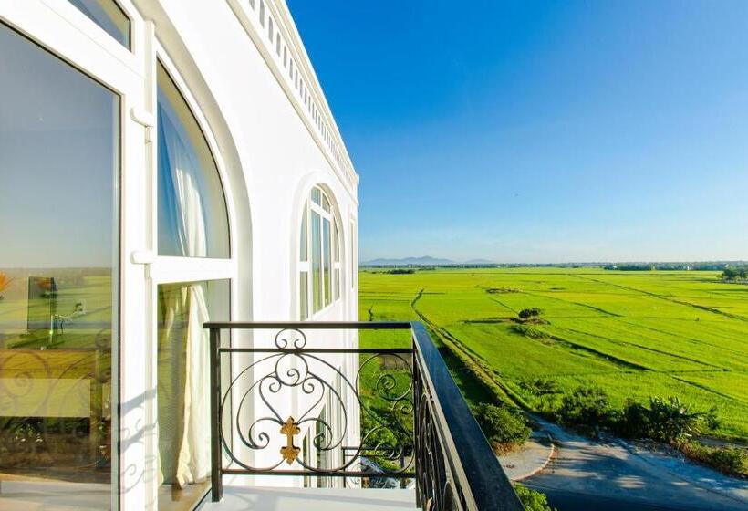 سوییت جونیور با بالکن, Lasenta Boutique Hotel Hoian