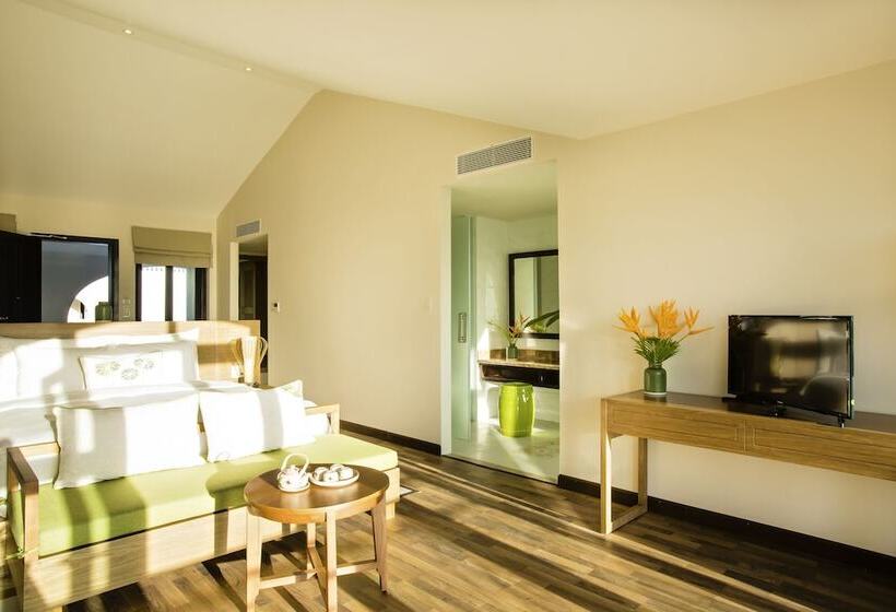 سوییت جونیور با بالکن, Lasenta Boutique Hotel Hoian