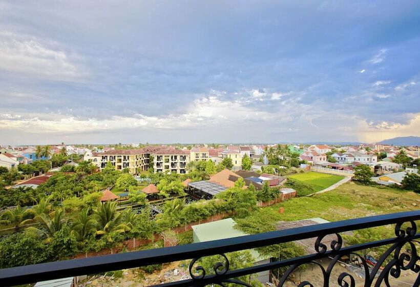 سوییت جونیور با بالکن, Lasenta Boutique Hotel Hoian