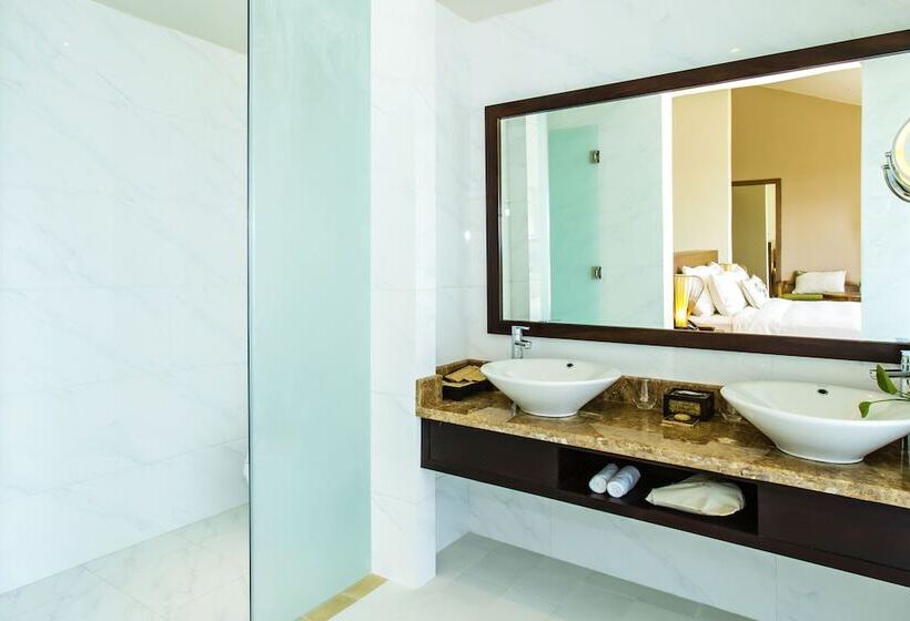 مجموعه ویستا شهر, Lasenta Boutique Hotel Hoian