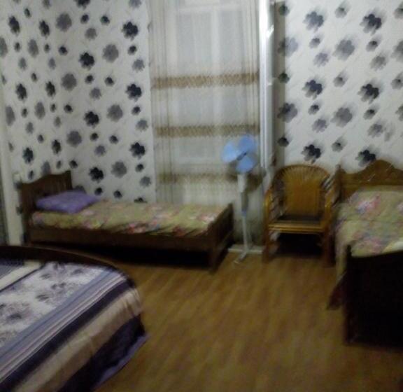 اتاق استاندارد چهار تخته, Mini Hotel On Guramishvili 22
