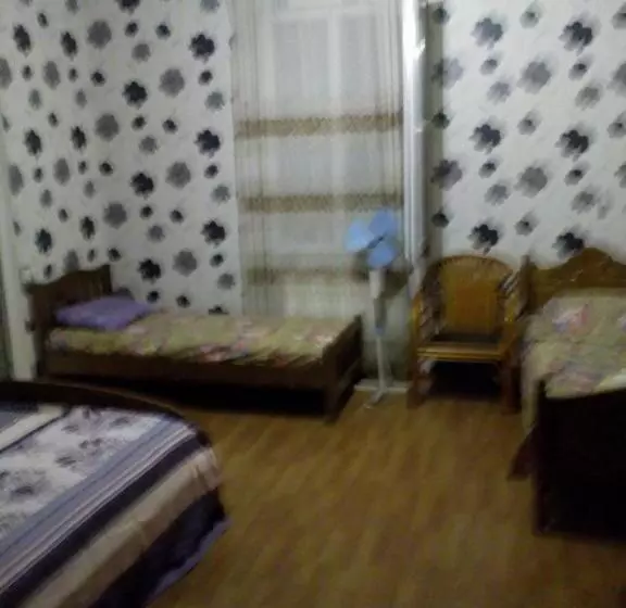 اتاق استاندارد چهار تخته, Mini Hotel On Guramishvili 22