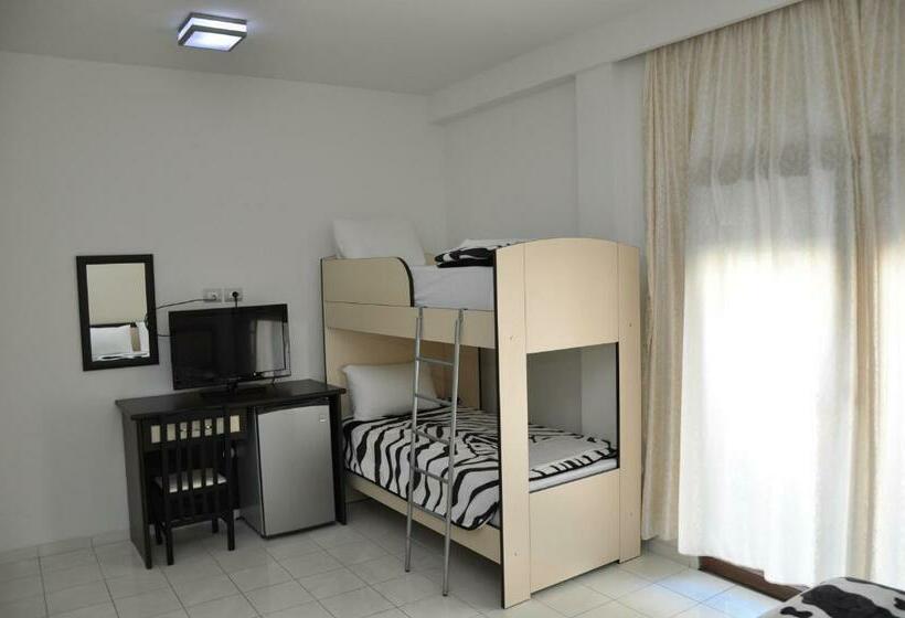 חדר קלאסי לארבעה, Sunrise Hotel Cameria