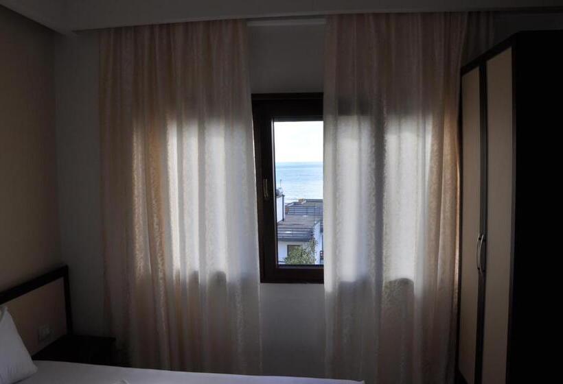 חדר קלאסי לארבעה, Sunrise Hotel Cameria