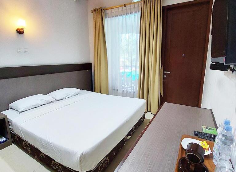 غرفة سوبيريور سرير كينج, Sangga Buana Resort & Convention