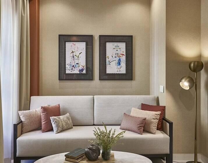 Perhesviitti, Vincci Molviedro Suites Apartments