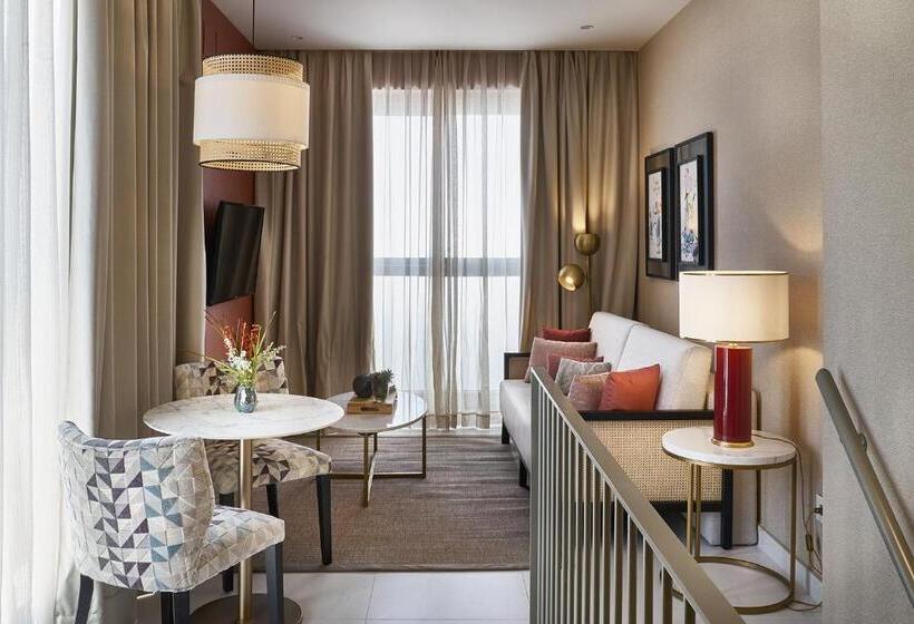 Juniorsviitti Terassi, Vincci Molviedro Suites Apartments
