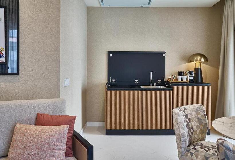 Juniorsviitti, Vincci Molviedro Suites Apartments