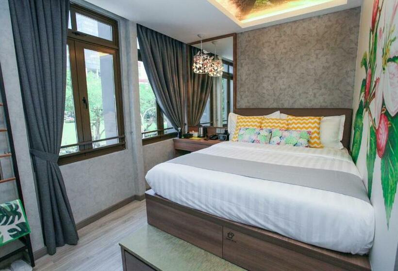 اتاق پرمیوم, Champion Hotel City