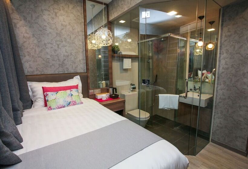 اتاق پریمیوم یک تخته, Champion Hotel City