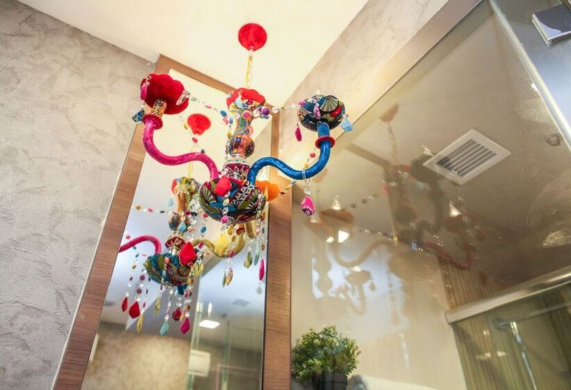 اتاق پریمیوم یک تخته, Champion Hotel City