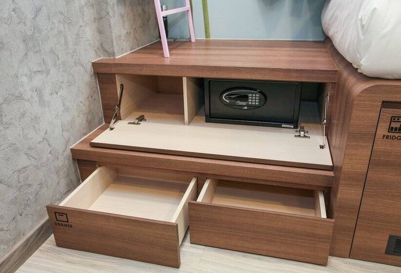 اتاق پریمیوم یک تخته, Champion Hotel City