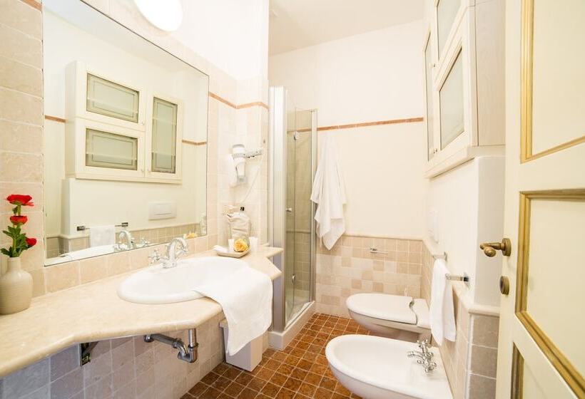 آپارتمان کلاسیک 1 خوابه, Palazzo Gentili