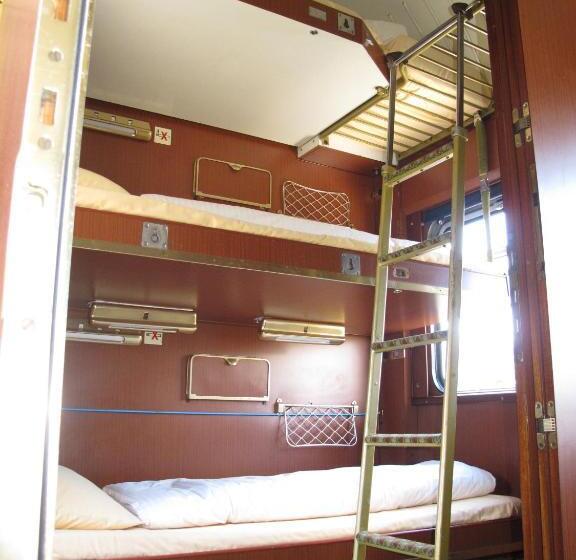 اتاق خانوادگی, Train Lodge Amsterdam