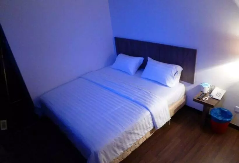 スタンダードルーム, 9 Square Hotel Bangi