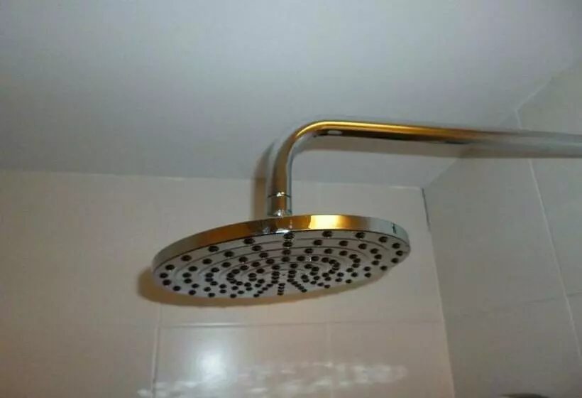スタンダードルーム, 9 Square Hotel Bangi