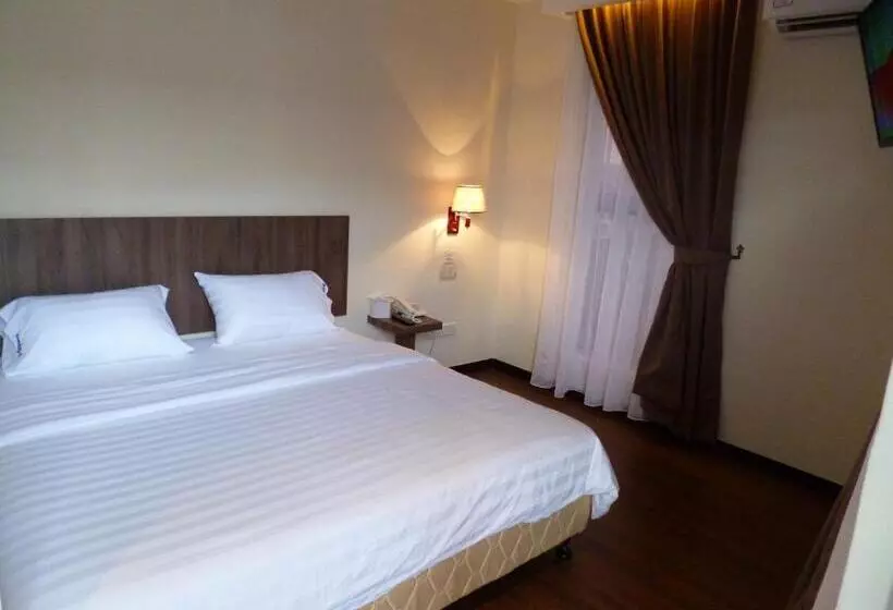 キングサイズベッドのデラックスルーム, 9 Square Hotel Bangi