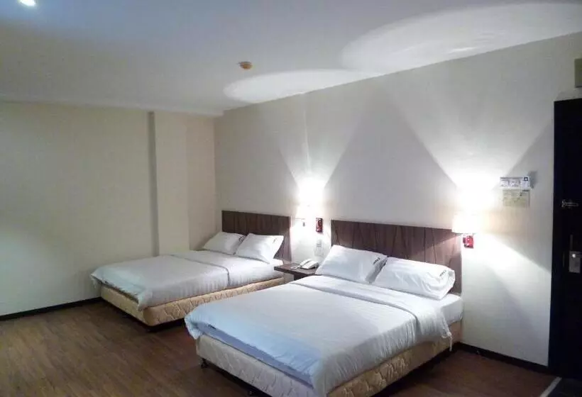 デラックスファミリールーム, 9 Square Hotel Bangi