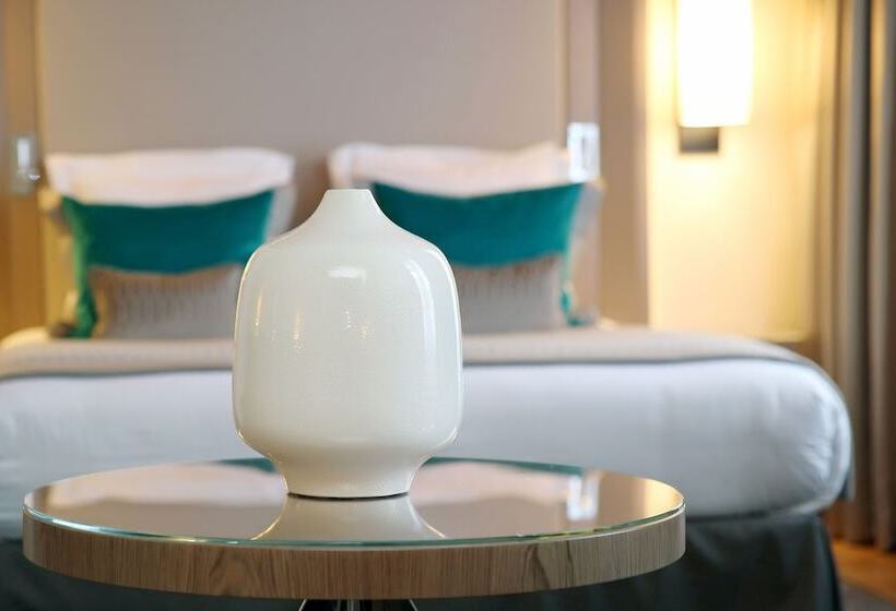 ジュニアスイート, Alchimy