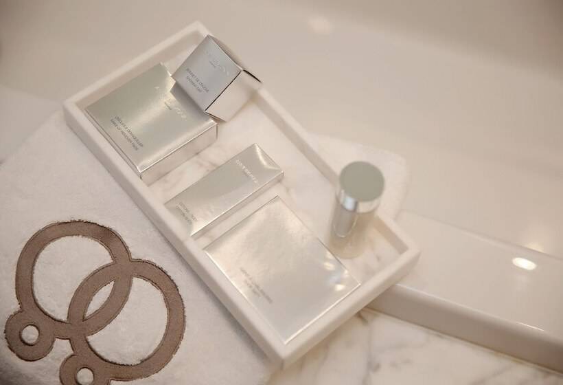 ジュニアスイート, Alchimy