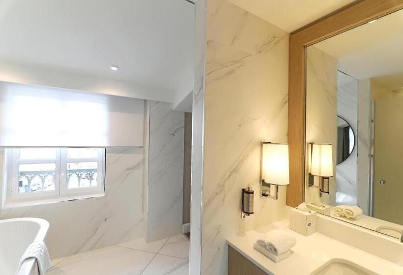 デラックスルーム, Alchimy