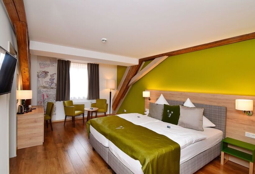 컴포트 룸, Alte Vogtei