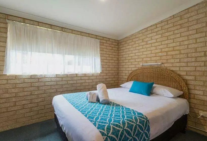 Villa 2 Makuuhuonetta, Busselton Villas And Glamping Village
