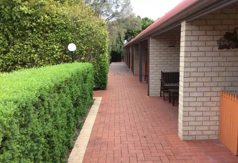 Villa 2 Makuuhuonetta, Busselton Villas And Glamping Village