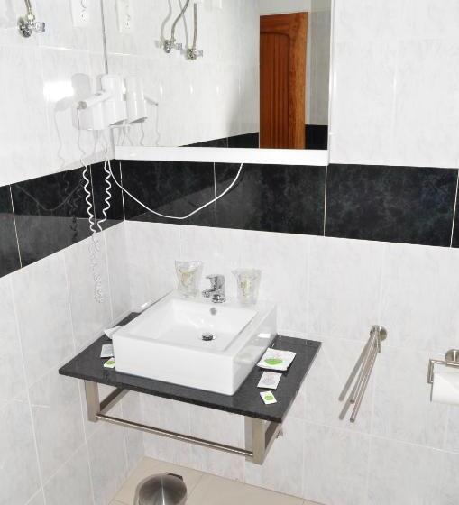 اتاق استاندارد, Cesaria