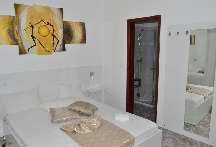 استودیوی لوکس, Cesaria