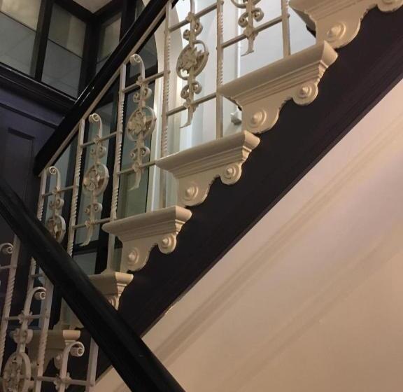 غرفة ديلوكس, City