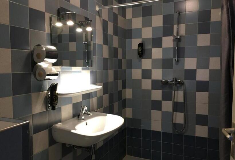 Quarto Deluxe, City