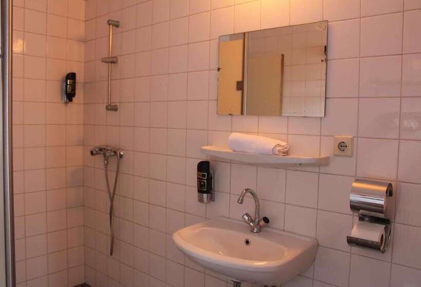 Quarto Triplo Deluxe, City