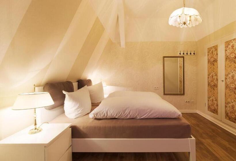 Номер Стандарт, Haus Müller